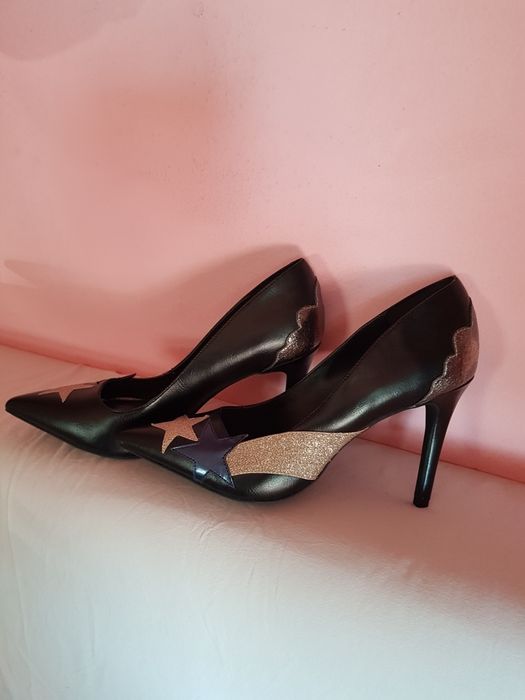 Vand pantofi Gabor,Marko tozi etc la 30 lei perechea.