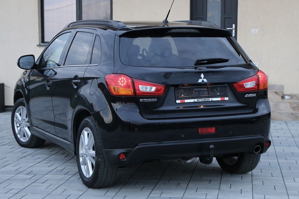 ASX Automat 4x4 Diesel Panoramic RATE Bi-Xenon, Piele, Cameră masalier, Navi
