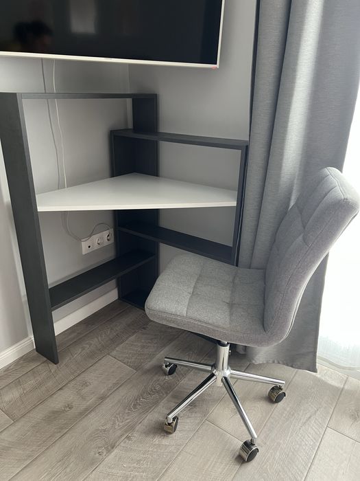 Ъглово Бюро + стол