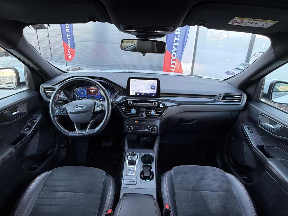 Ford Kuga hibrid,2023 URGENT