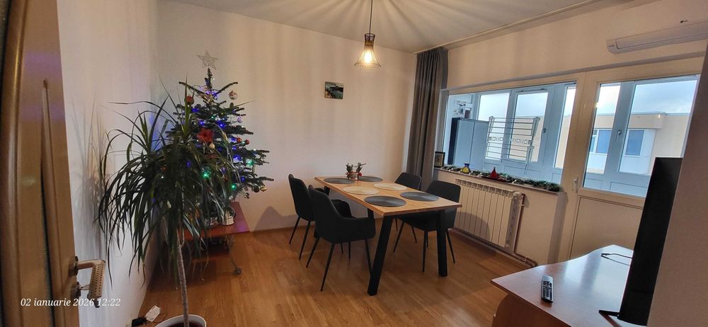 Vând Apartament cu 3 camere