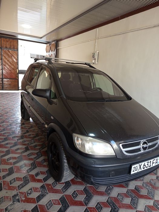 Opel Zafira A 2001