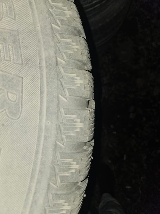 Резина 285/65/17 хорошее состояние