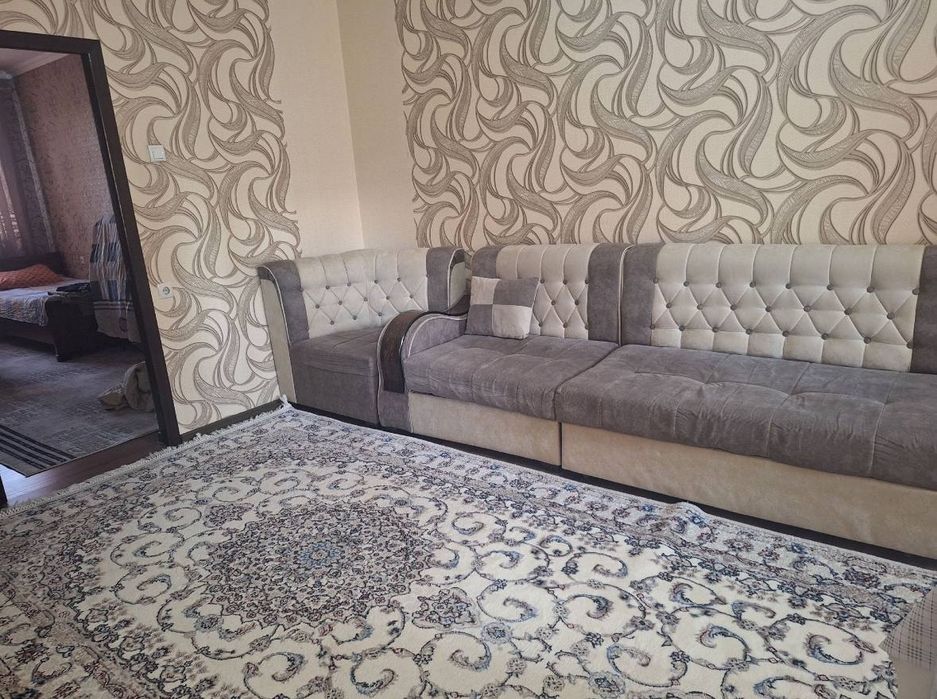 2/4/5 Буюк Ипак Йули Художник мебель техника отличная локация 48м2