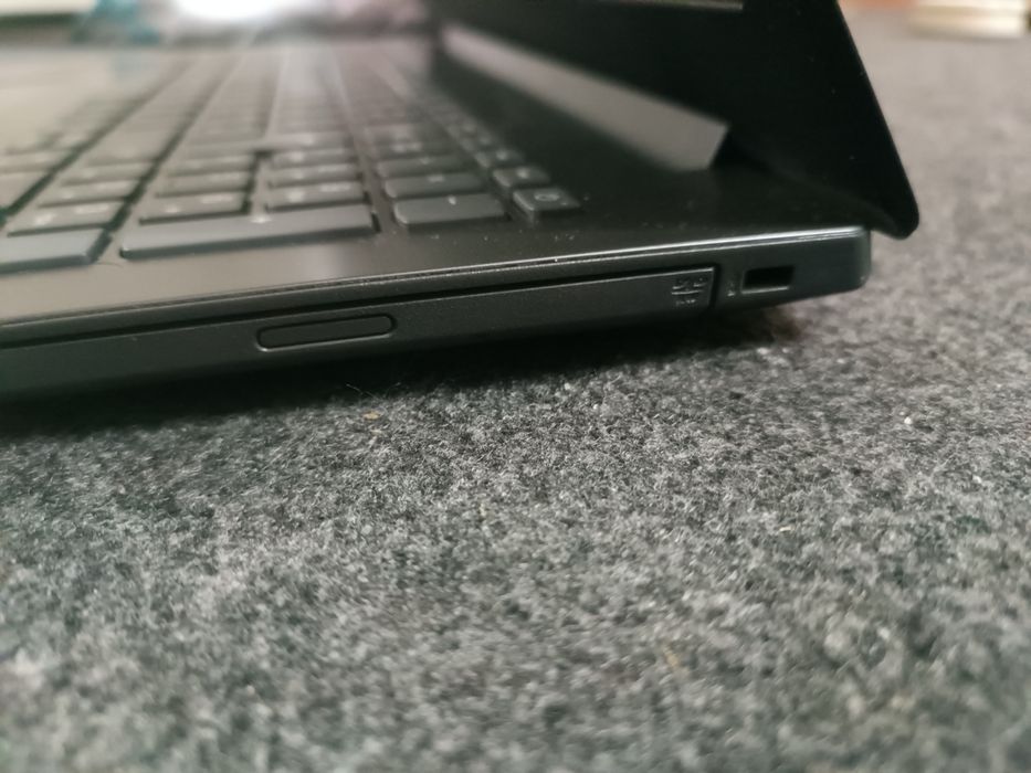 Noutbuk lenovo Ideapad