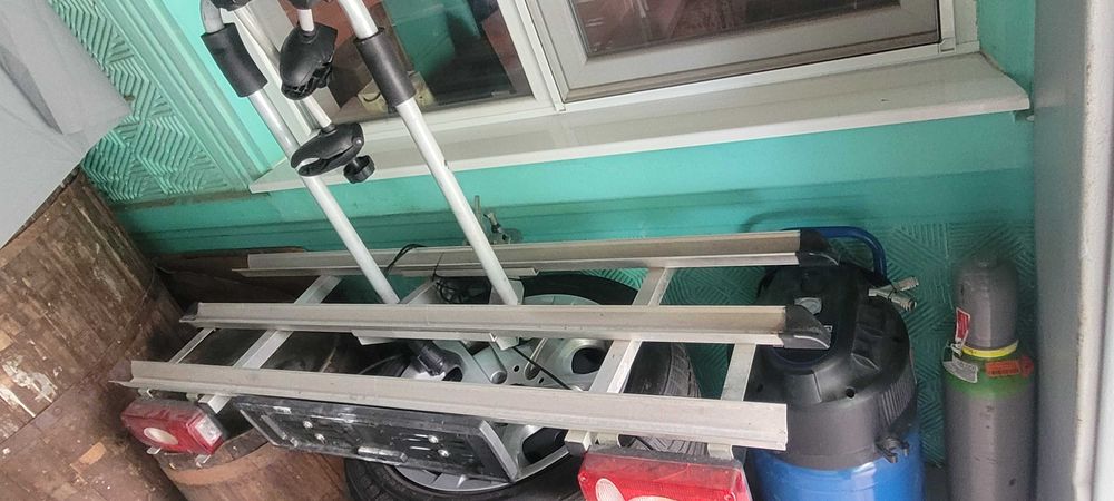 Suporți pentru biciclete auto