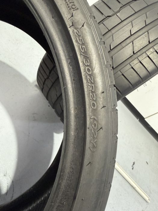 255 30 20 Hankook de vara