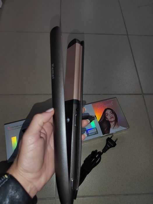 Преса за коса! Изправяне, обем, живи къдрици!