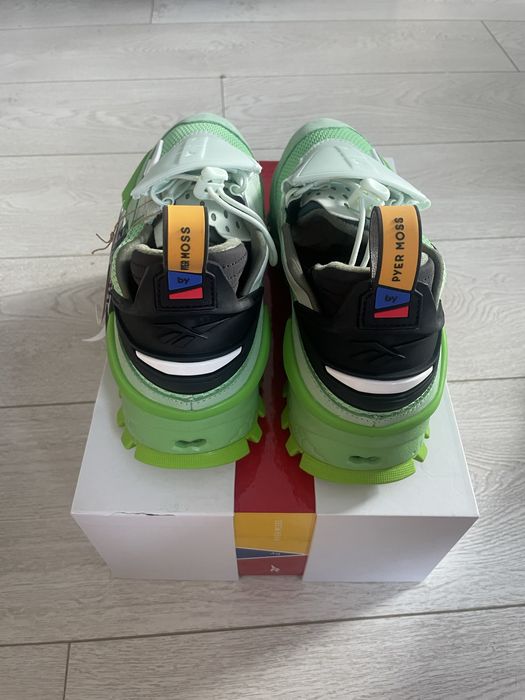 Reebok pyer moss