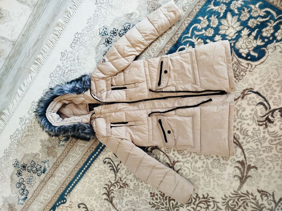 Chiroyli sifatli kurtka