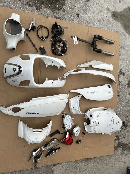 Скутери на ЧАСТИ--( Lambreta 125N,Fiddle lll, Simpsons ST)