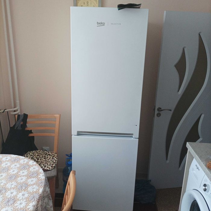 хладилник Беко с Фризер