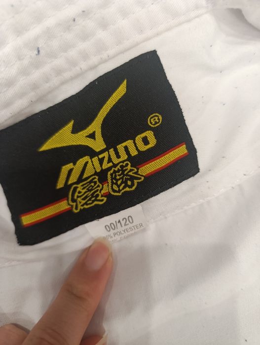 Продам кимоно детское для каратэ