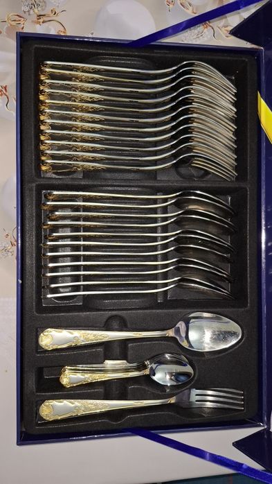 продам столовы набор