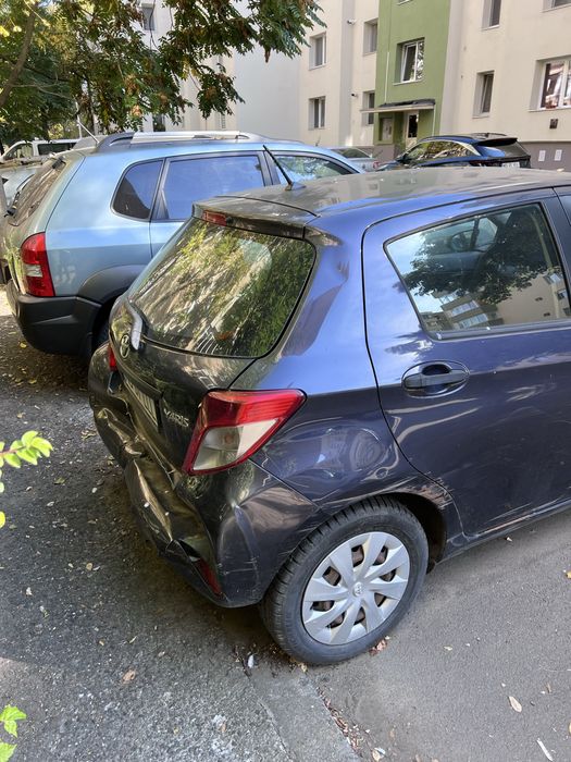 TOYOTA Yaris 2012 — imagine 3