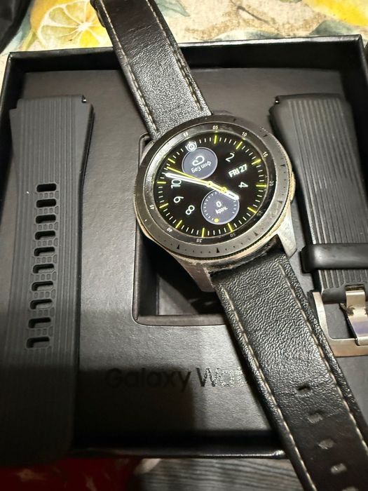 Часовник samsung