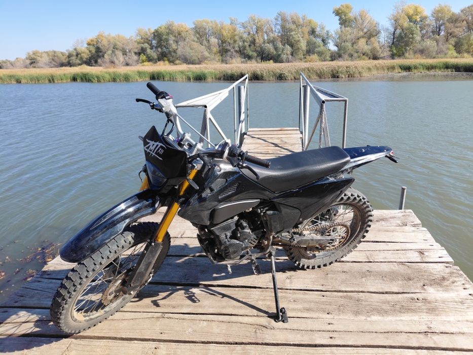 Продам эндуро 300