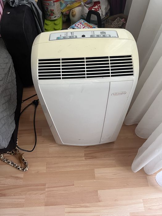 Aer conditionat portabil delonghi