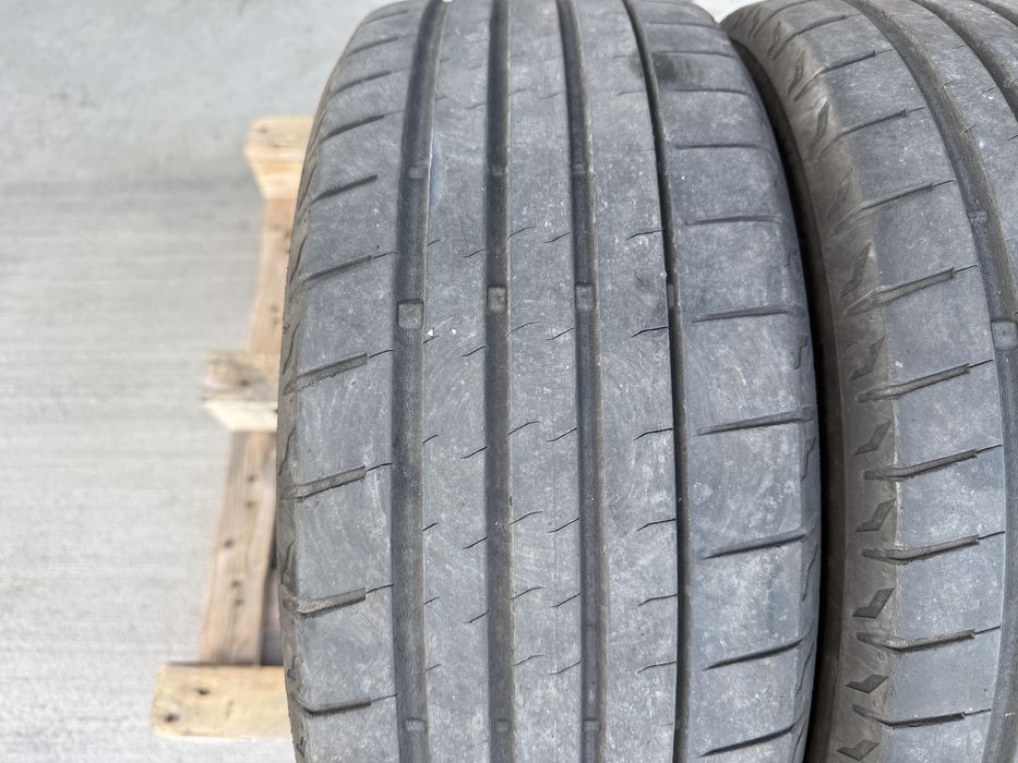 2бр. Летни Гуми С Борд 205/45R/17 -BRIDGESTONE- DOT:0422- 4.5мм. * 40€ за 2бр. *