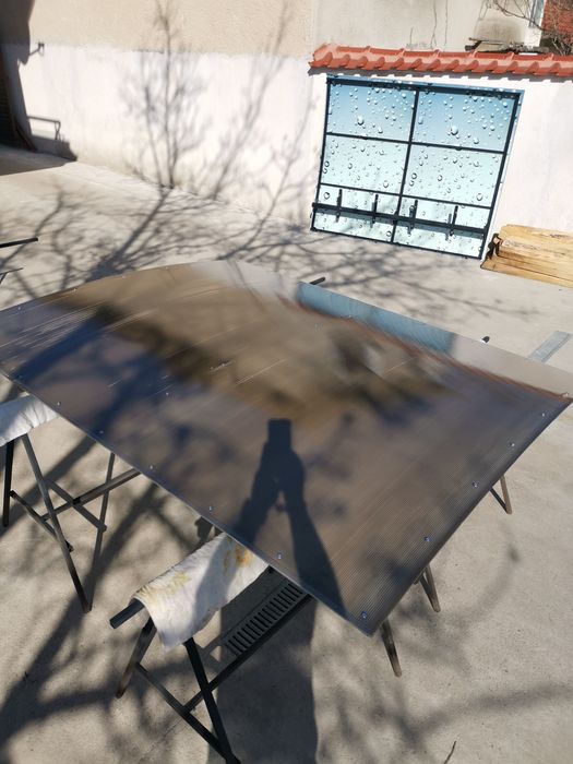 Двоен навес за вендинг автомати