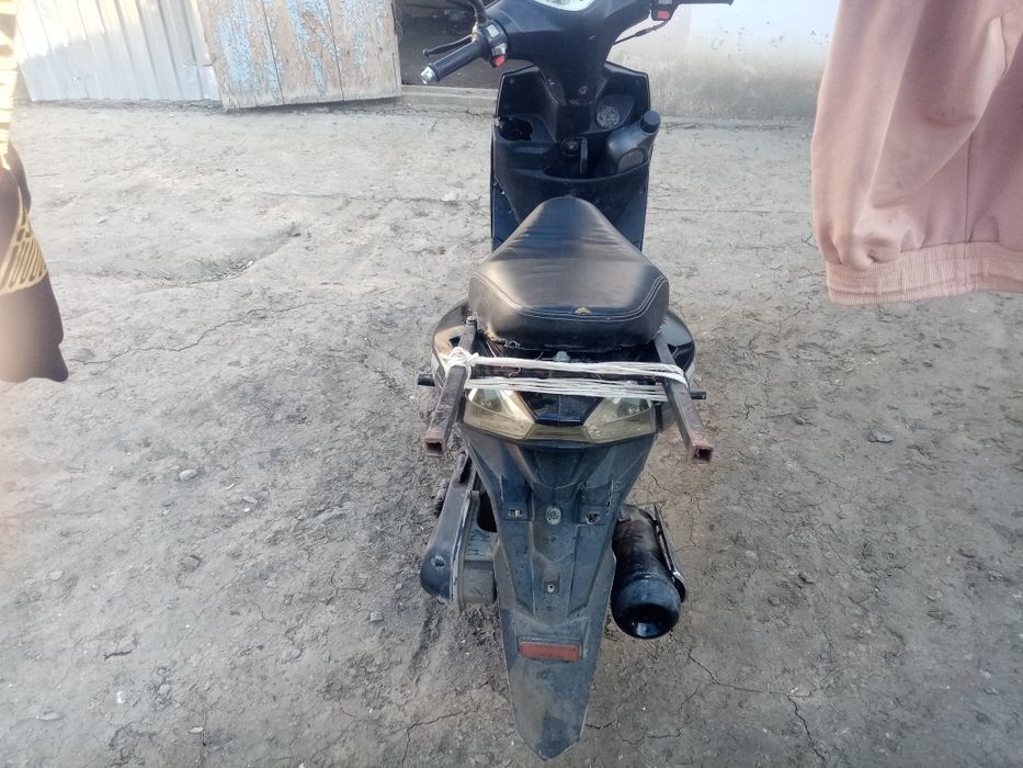 Скутер 100куб на ходу