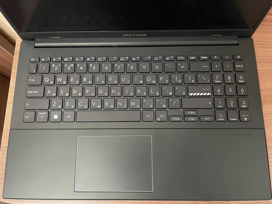 Asus E1504g /Core i3-n305/8Gb Ram/256Gb ssd/intel Uhd Graphics/