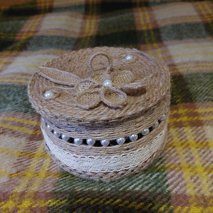 Декорация от естествени материали