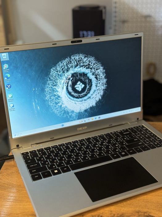 Ноутбук DexpAquilon