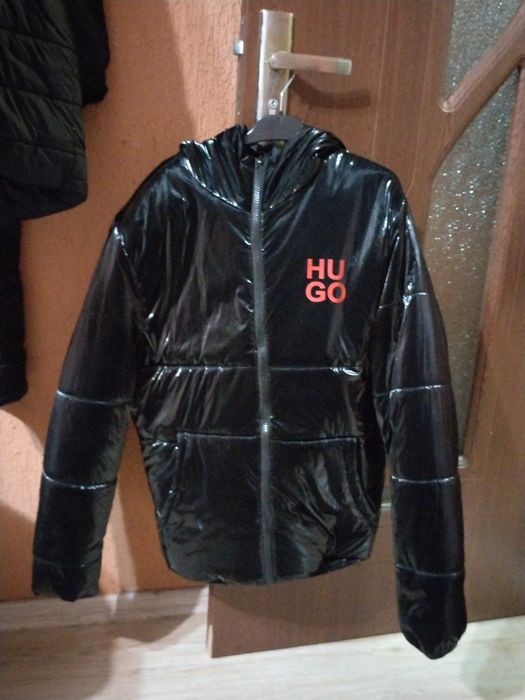 Geacă Hugo boss!!