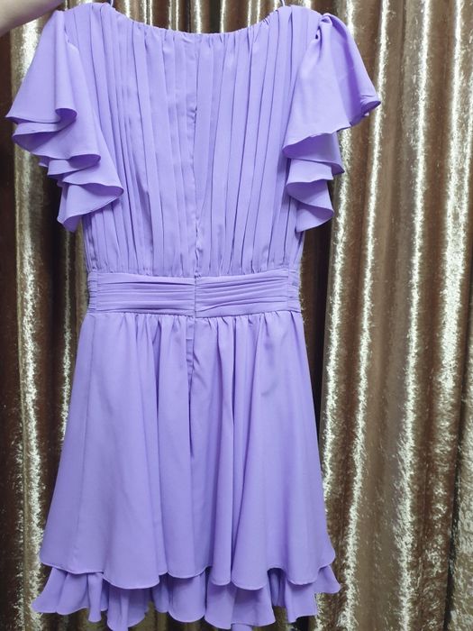 Нарядное платье на девочку