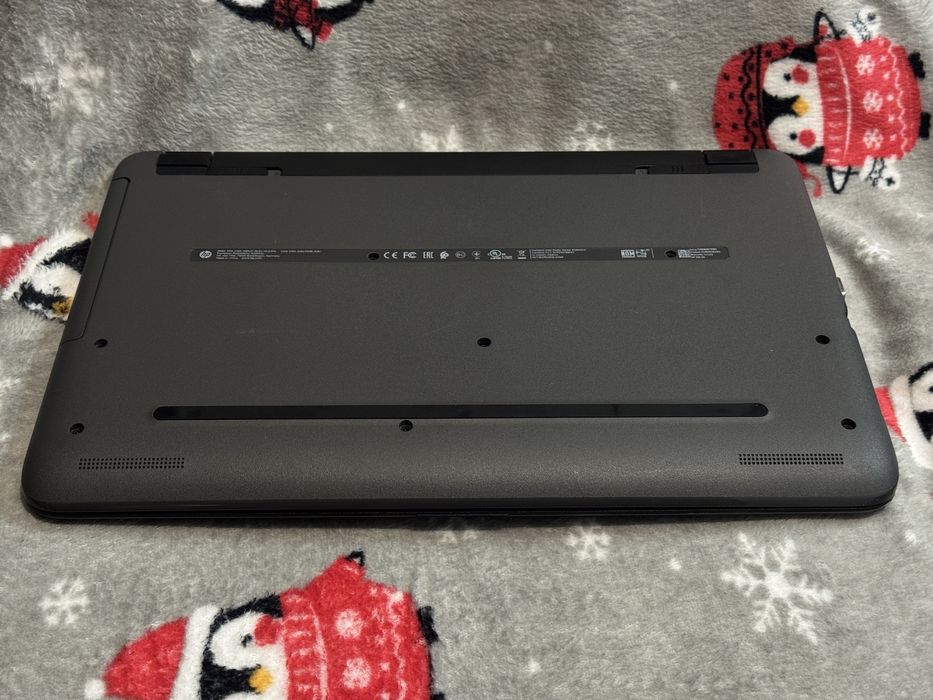 Hp 250 G5 15.6” i5 -7200U, 8Gb Ram, 1Tb HDD, Windows 11. (Impecabil)