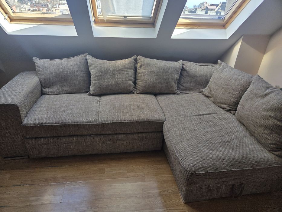 Разтегателен диван