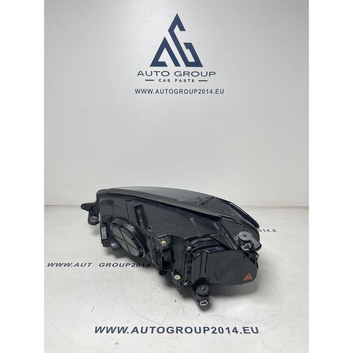Десен фар за vw golf vii - 5g1941044