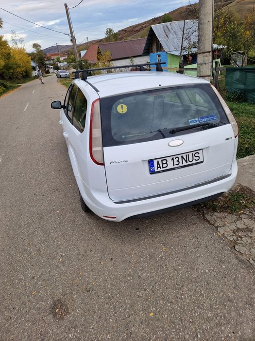 FORD Focus 2010 — imagine 4
