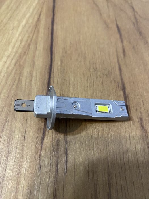 Becuri led H1 noi