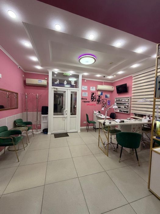 Сдам в аренду салон красоты