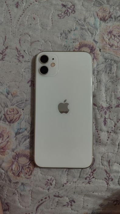 Продам айфон 11 128гб