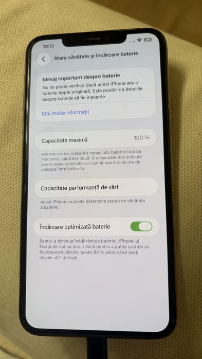 Iphone 11 pro max  256gb  gold