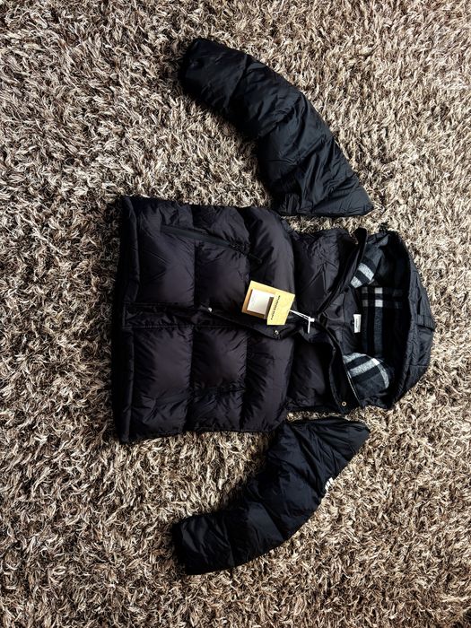 burberry puffer marime L fit M