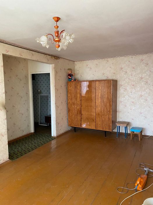 Продам однокомнатную квартиру .