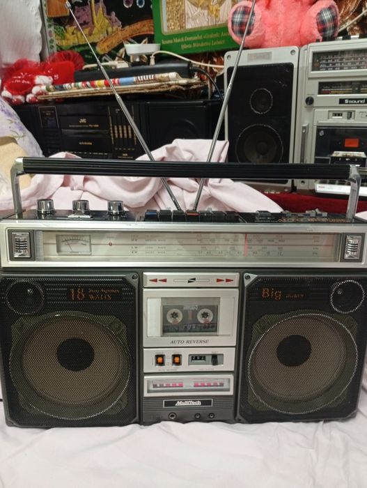 Radio caset MultiTech  7900  Auto reverse