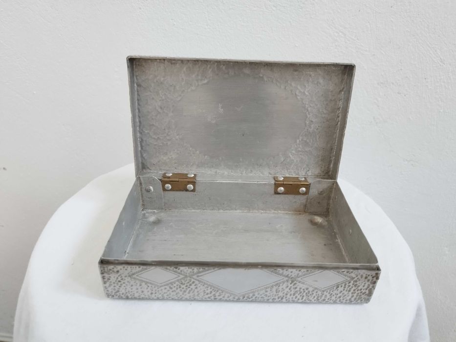 Кутия за бръснарски принадлежности №2583