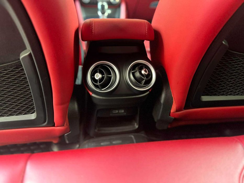 Alfa Romeo Stelvio Q4 2.0T 2020