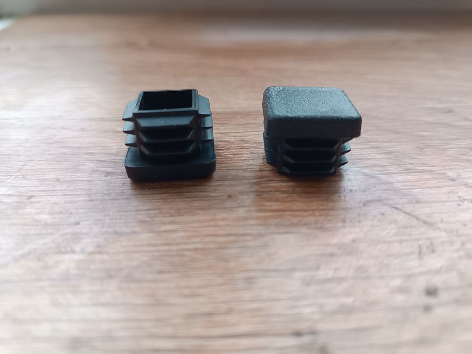 Заглушки на профилтные трубы, новые, не использованные.