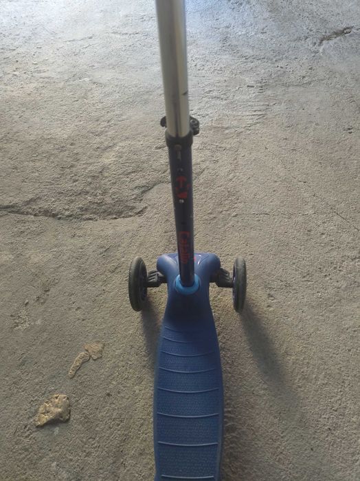 Trotineta copii 3 roti cu lumini