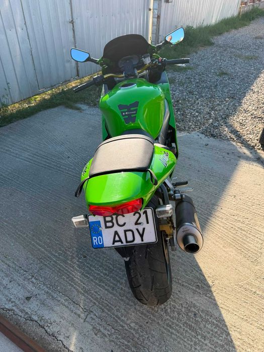 Motor Kawaski Ninja zx 9r