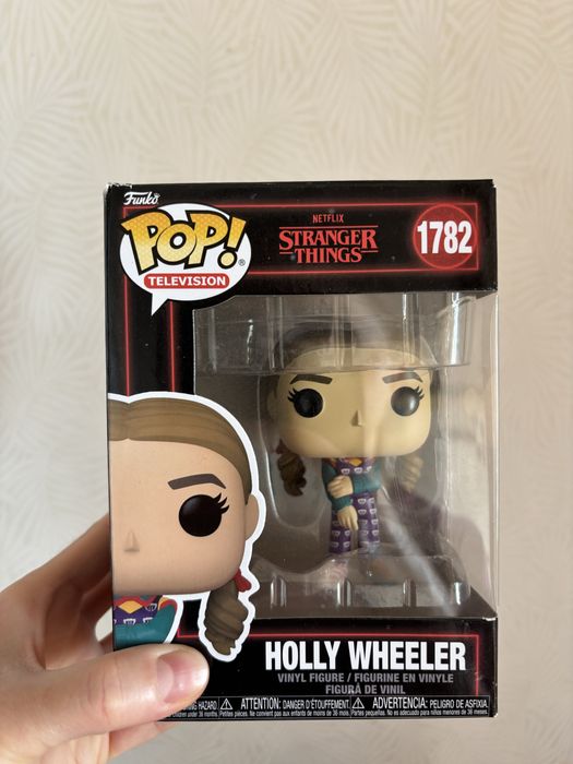 Фигурки stranger things ( Nancy, Will, Eleven, Holly)