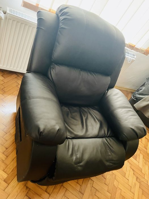 Fotoliu electric cu masaj pe nivele