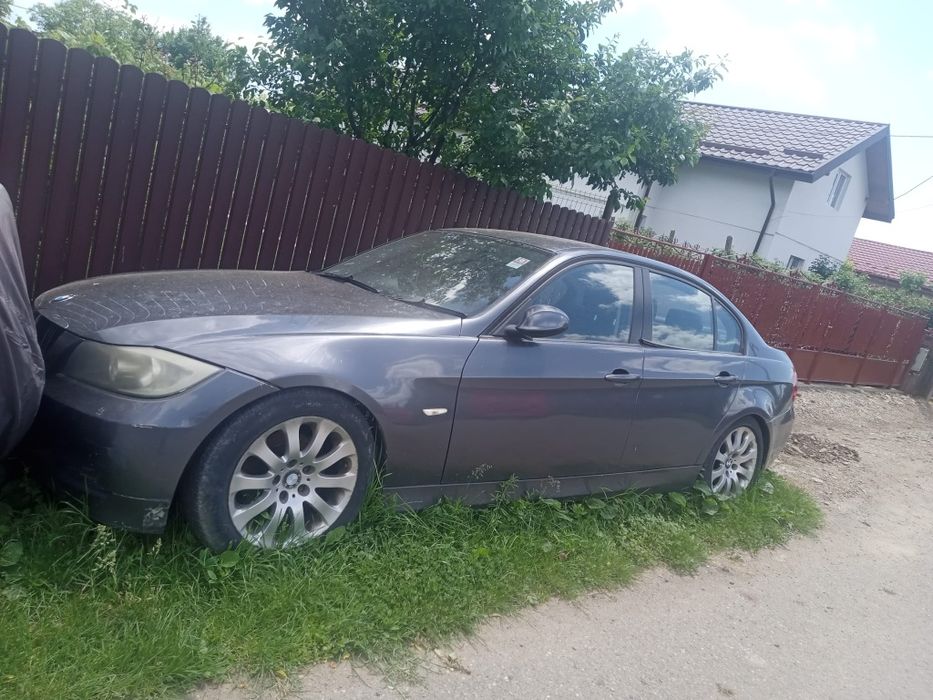 Dezmembrez bmw seria 3 316d 318d 320d e90 e9