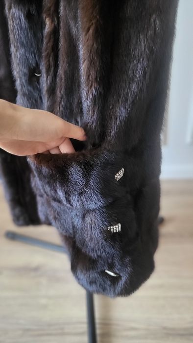 Норковая шуба коричневая